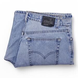 *VINTAGE* LEVI'S SilverTab Loose Fit 1997 Denim Shorts - Size 38